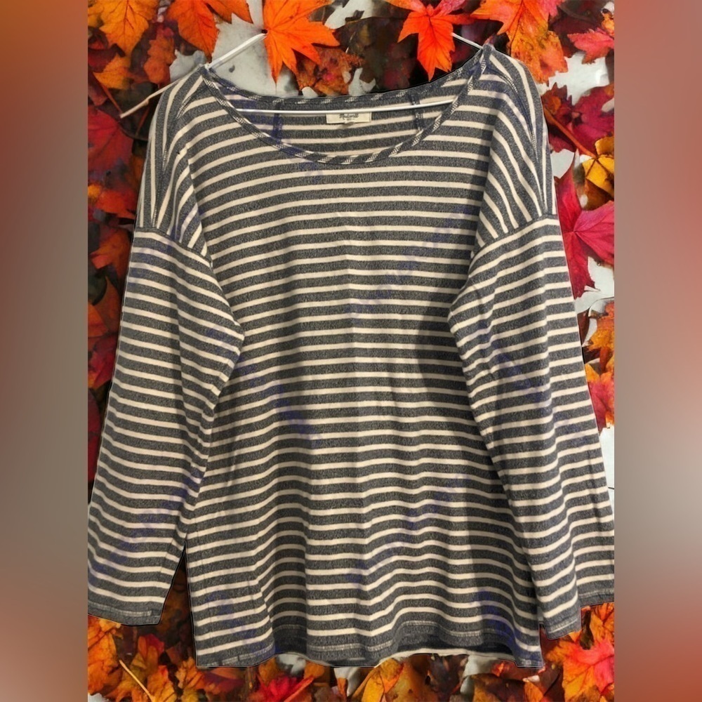 Madewell Women's Gray/Ivory Striped Long Sleeve Top Size Small EUC!